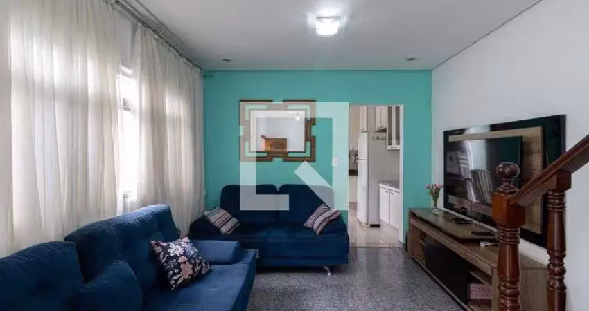 Casa com 3 quartos à venda na Rua Nhatumani, Vila Ré, São Paulo