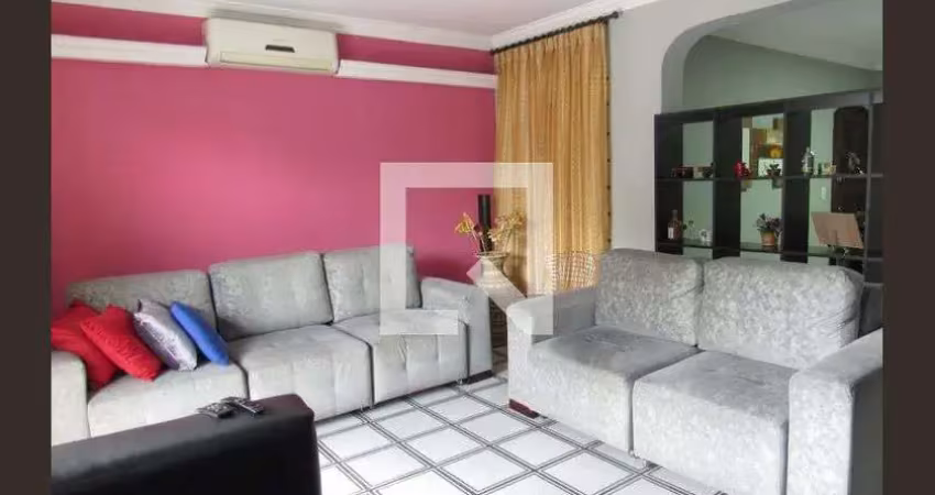 Casa com 4 quartos à venda na Rua São Bento, Quitaúna, Osasco