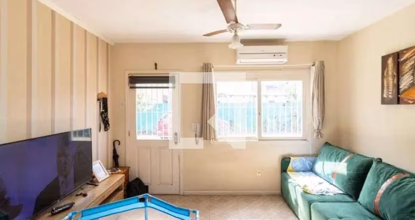 Casa / sobrado em condomínio para venda - tristeza, 4 quartos,  124 m² - porto alegre