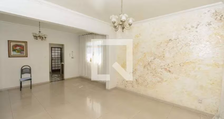 Casa com 3 quartos à venda na Rua Olinto Diniz, Industrial, Contagem