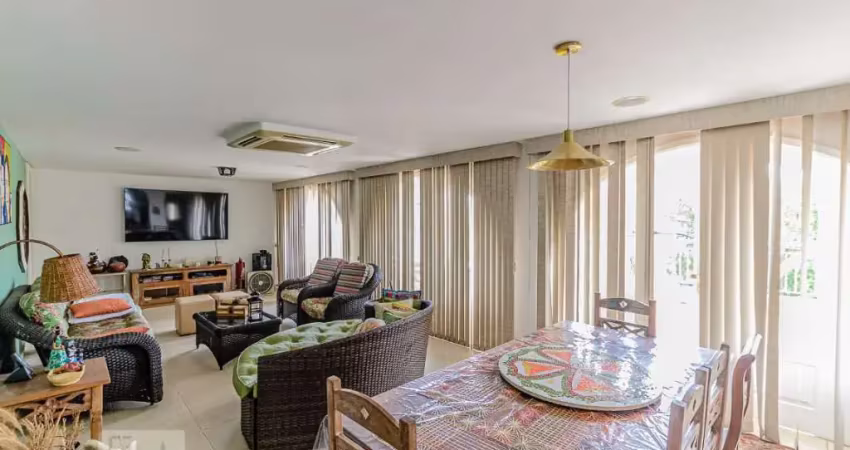 Casa para venda - são francisco, 4 quartos,  456 m² - niterói