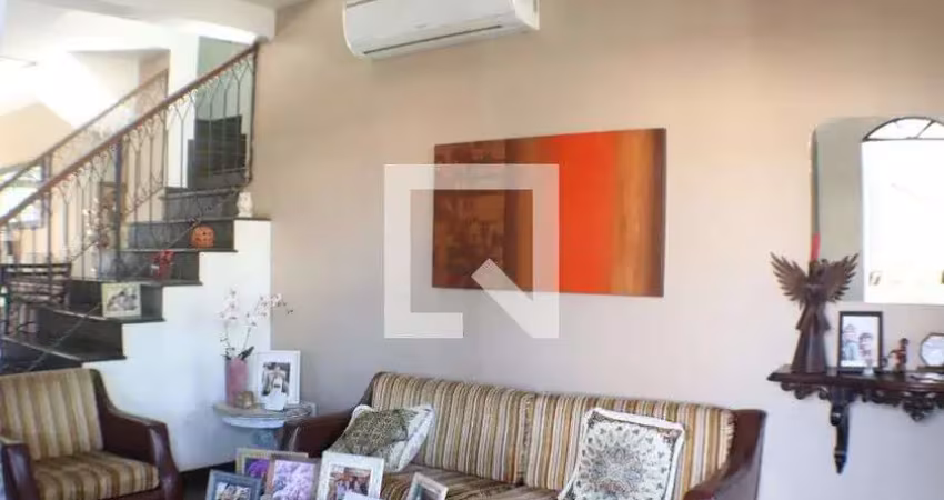 Casa para venda - pechincha, 3 quartos,  650 m² - rio de janeiro