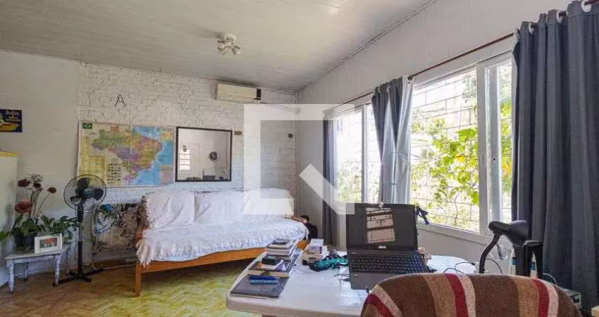 Casa para venda - jardim itu-sabará, 4 quartos,  300 m² - porto alegre