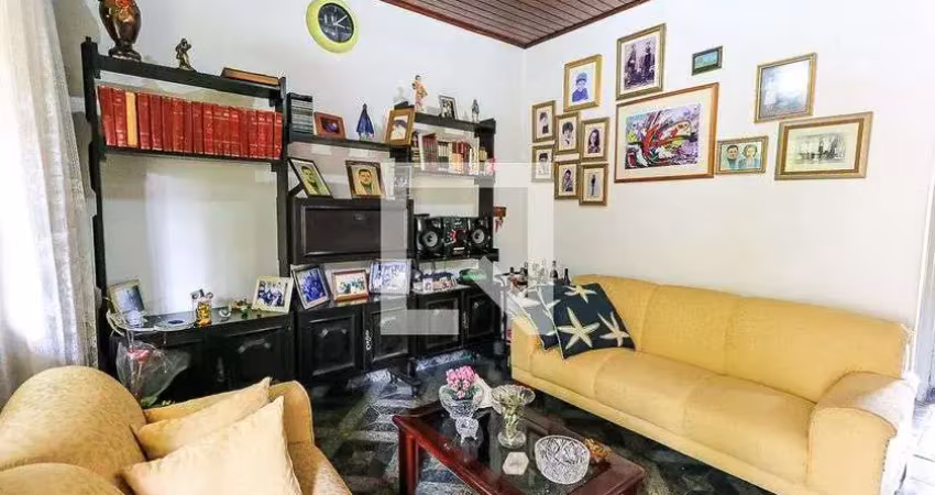 Casa com 3 quartos à venda na Rua Salomão Wainberg, Vila Sônia, São Paulo