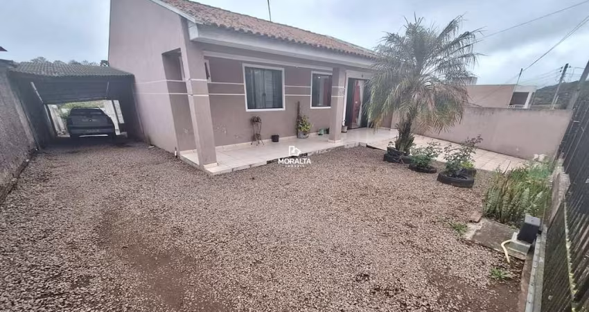 Casa Com 03 Quartos e Espaço de Terreno no São Marcos!