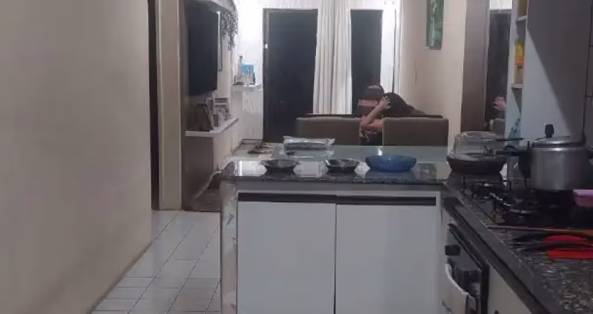 Casa ampla à venda no siqueira – 3 quartos, 297m² e 5 vagas – documentação ok!