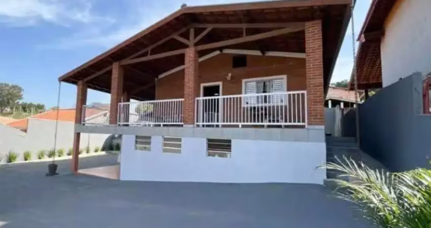 Casa para venda em jundiaí, poste, 4 dormitórios, 1 suíte, 2 banheiros, 4 vagas