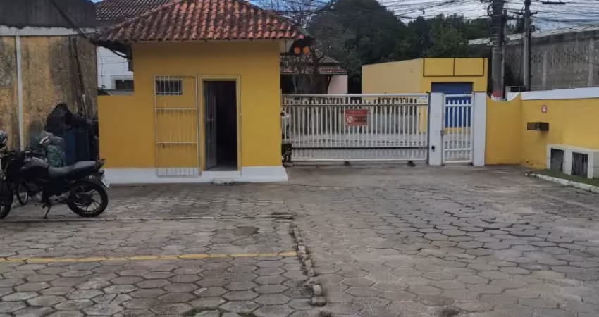 Apartamento mobiliado no centro de maricá – chaves na mão, mudança imediata!