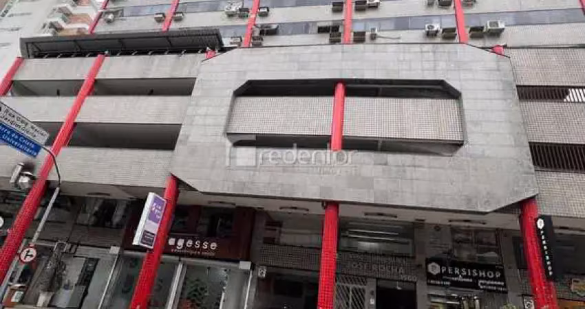Sala comercial para alugar na Rua Santo Antônio, 1500, Centro, Juiz de Fora