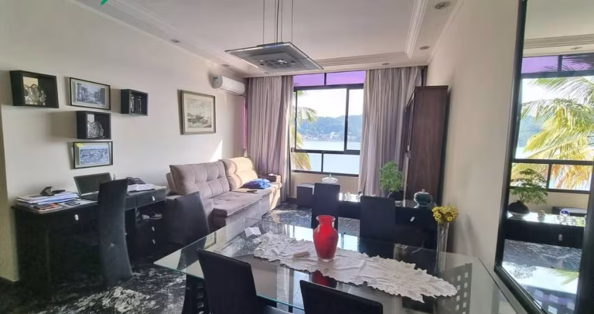 Eldorado - Apartamento com 2 quartos à venda, vista mar, em frente à praia dos Milionários em São Vicente.
