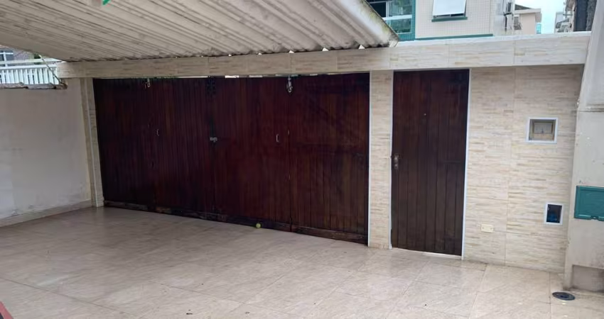 Sobrado Alto Padrão de 3 Quartos no Boqueirão, Santos | Avanti Imóveis