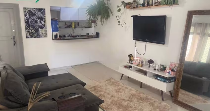 Condomínio Morada do Sol - Apartamento com 2 quartos e dependência completa, à venda em frente à praia do Embaré em Santos.