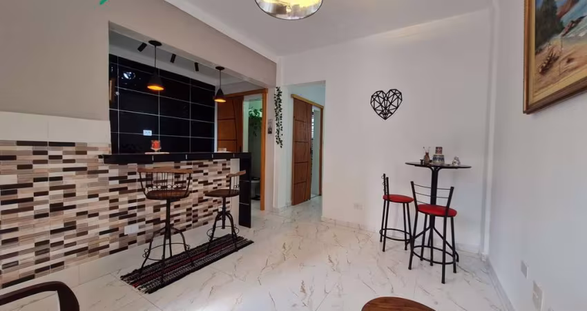 Lido - Apartamento Padrão com 1 Dormitório e 2 Banheiros à Venda no Gonzaga, Santos