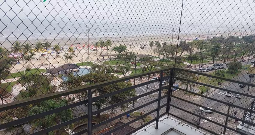 São Domingos - Apartamento Padrão com 2 Dormitórios e 2 Banheiros no Boqueirão, Santos