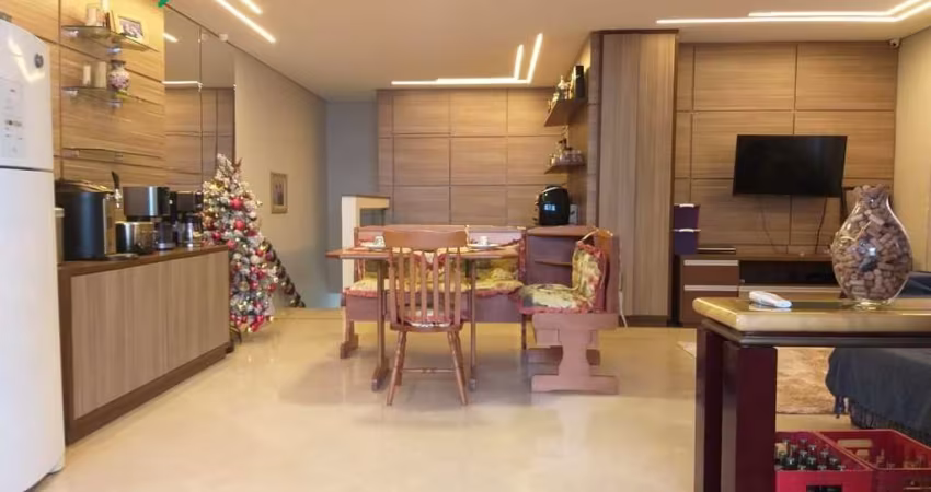 Casa Sobreposta Alta quadra da praia em Santos