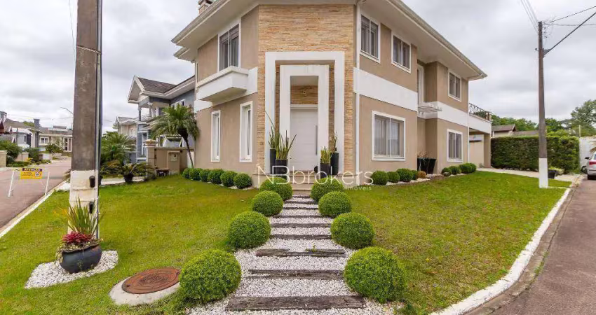 305m² privativos, com piscina, lazer completo em condomínio fechado!