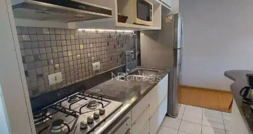 Imperdível - com sacada e churrasqueira e condomínio completo!