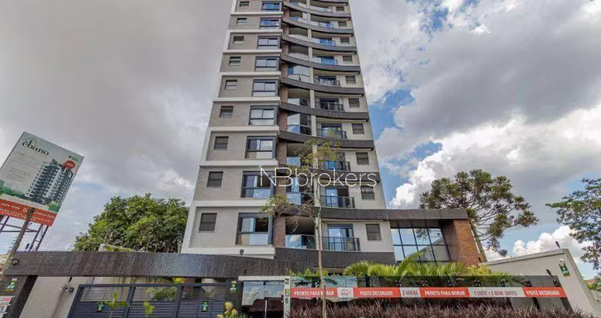 No cristo rei com 2 vagas, varanda gourmet, banheira de hidromassagem e vista incrível!