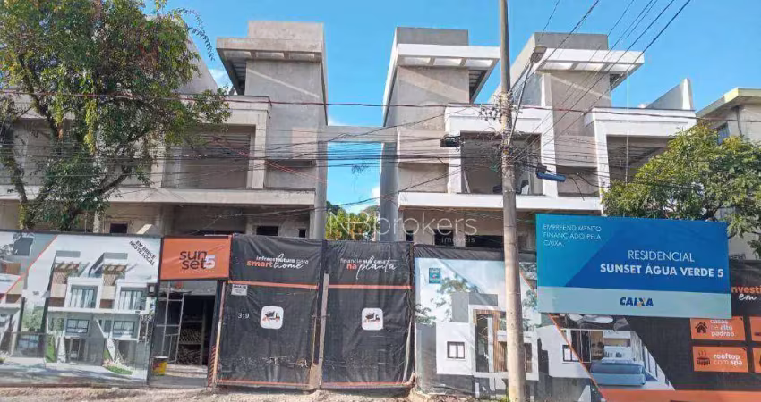 CASA  DE ALTO PADRAO COM 3 SUÍTES