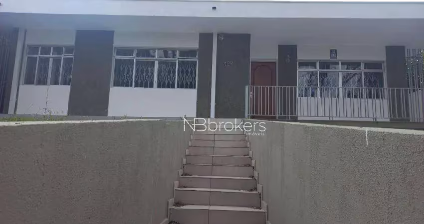 Casa com 4 quartos à venda na Rua Alcides Therézio de Carvalho, 729, Guabirotuba, Curitiba