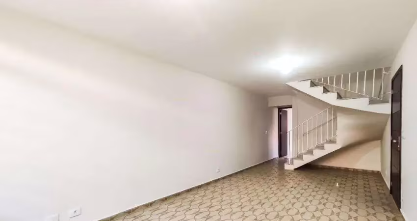 Sobrado á venda de 156 m² com 3 dormitórios, sendo 1 suíte e 2 vagas na vila sônia.