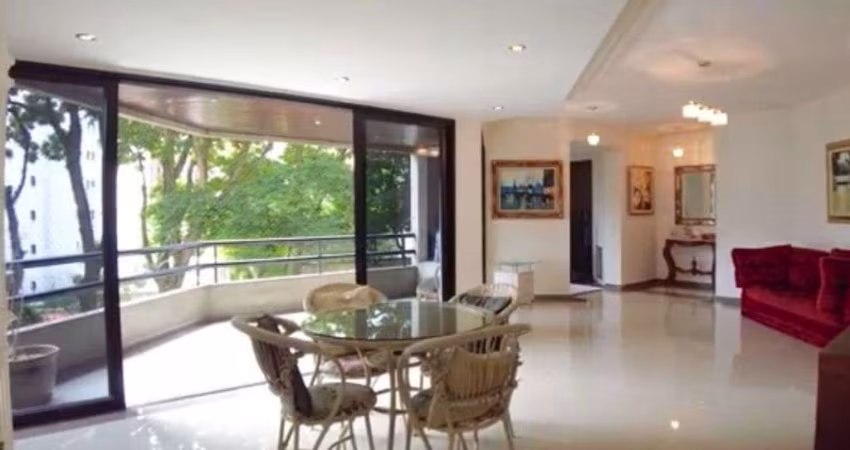 Apartamento de Luxo à Venda na Vila Suzana, São Paulo-SP: 5 Quartos, 3 Suítes, 3 Salas e 3 Vagas de Garagem!
