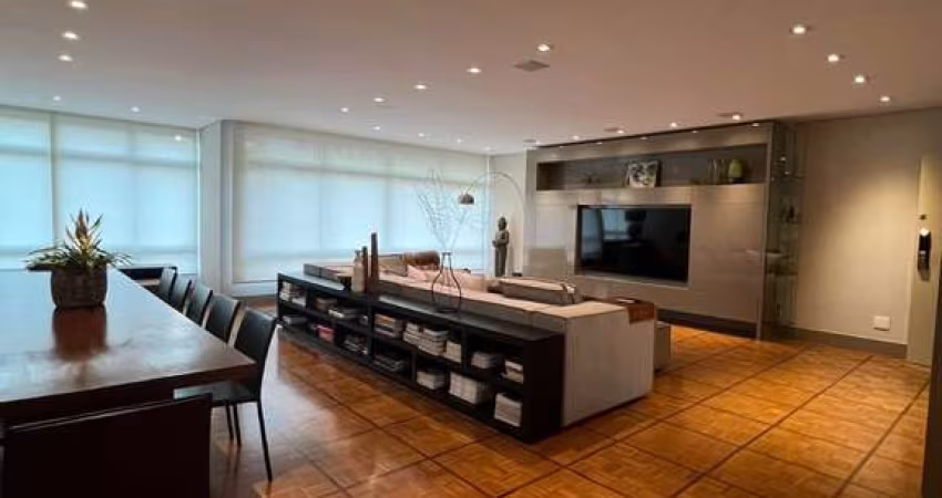 Apartamento à venda em Higienópolis, São Paulo-SP: 3 quartos, 2 suítes, 4 banheiros, 1 vaga, 219,87m².