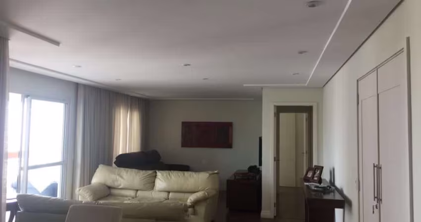 Impecável apartamento de 3 quartos e 2 suítes na Vila Andrade, São Paulo-SP: 163m², 5 banheiros e 3 vagas de garagem!
