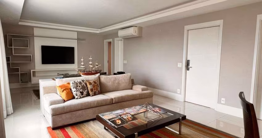 Apartamento com 3 suítes e 5 vagas para aluguel no Campo Belo