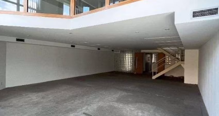 Sala Comercial de alto padrão em condomínio na Vila Tramontano, São Paulo-SP: 3 banheiros, 5 vagas e 136m² de área!
