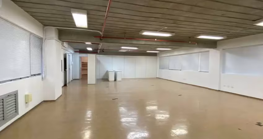 Conjunto comercial para locação na vila olímpia - espaço moderno e funcional!