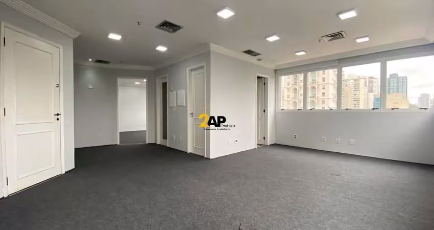 Sala comercial para venda e locação em santo amaro, 2 salas, 2 vagas com 64m² .