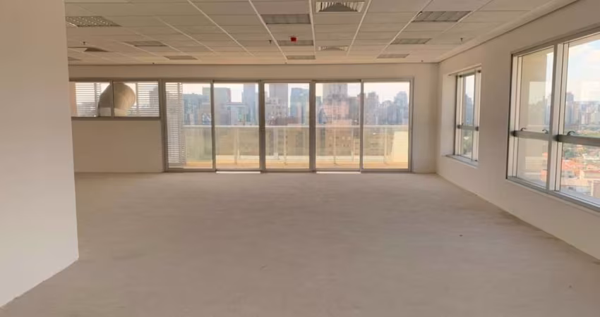 Conjunto Comercial para Locação no Brooklin - Localização Estratégica!