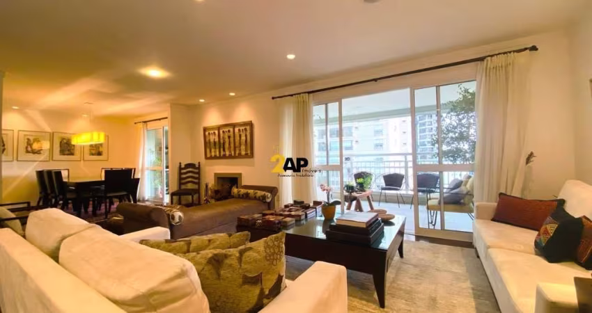 Apartamento a venda na Vila Suzana, 4 dormitórios (suítes), 4 vagas com 248m² .