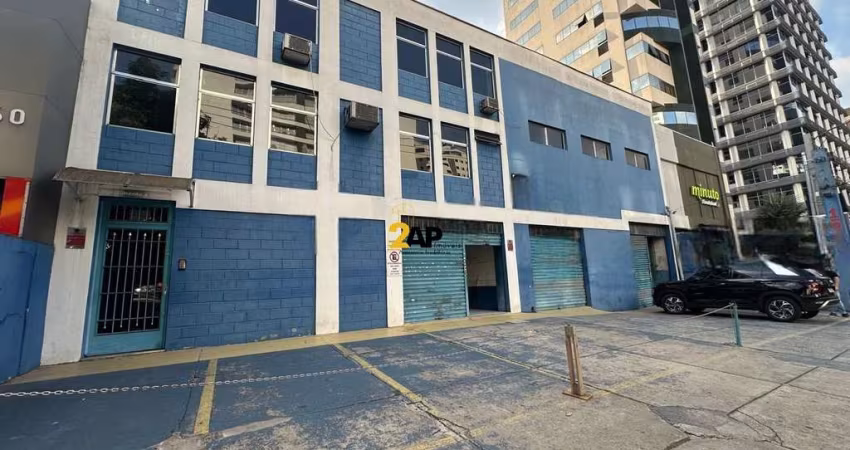 Imóvel Comercial para Aluguel em Moema: Espaço Premium de 1.650m² com 5 Salas, 5 Banheiros e 15 Vagas de Garagem