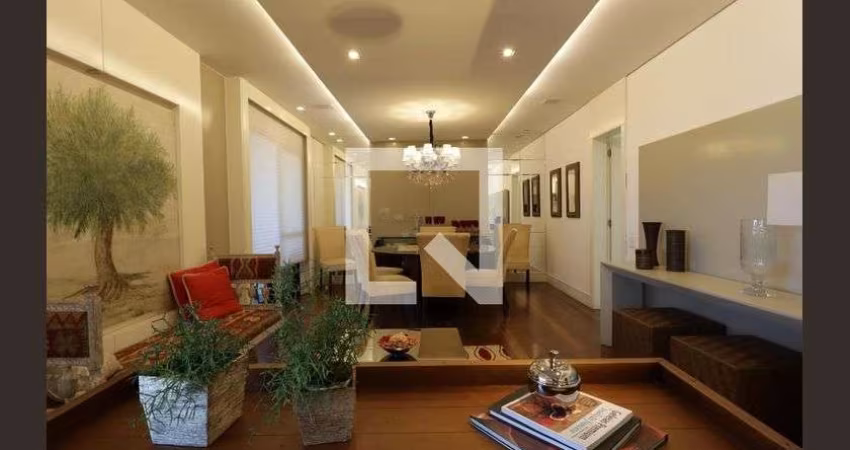 Apartamento à Venda - Panamby, 2 Quartos,  193 m2