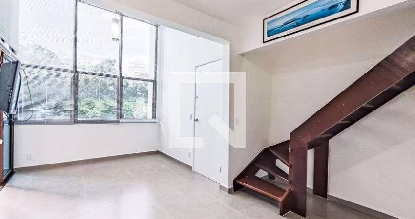 Apartamento à Venda - Panamby, 1 Quarto,  70 m2