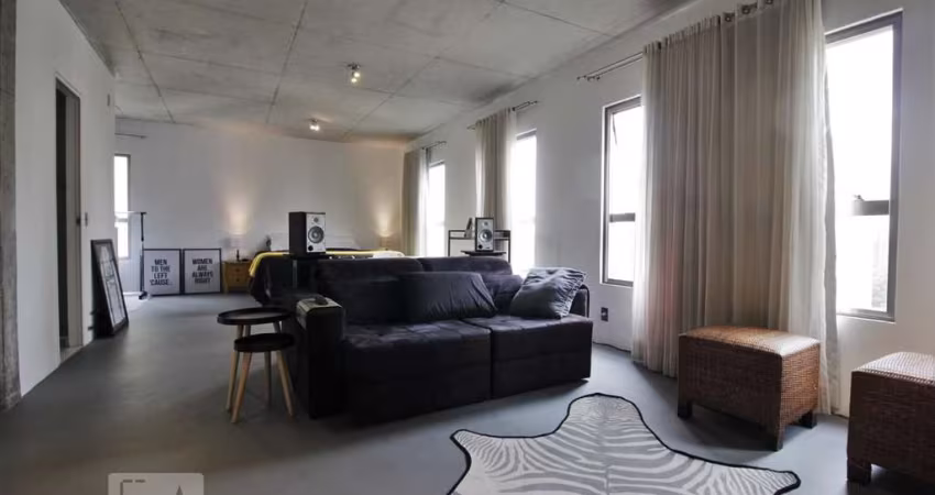 Apartamento à Venda - Panamby, 1 Quarto,  70 m2