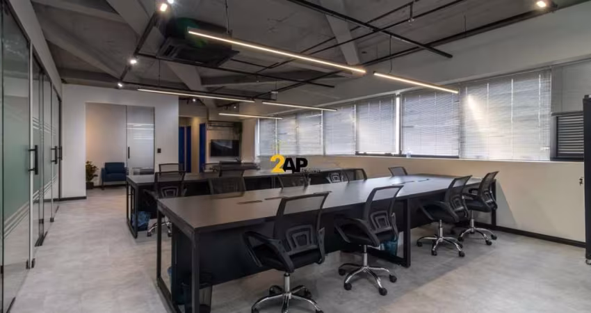Aluguel de Conjunto Comercial 4 salas, 3 banheiros, 3 vagas - 130m² no Jabaquara