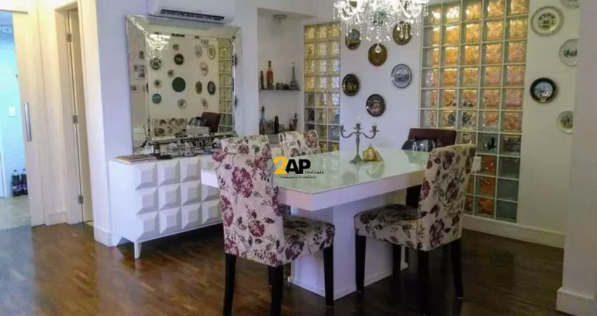Apartamento à venda em São Paulo-SP, Aclimação: 3 quartos, 1 suíte, 2 salas, 4 banheiros, 2 vagas, 140m². Venha conferir!
