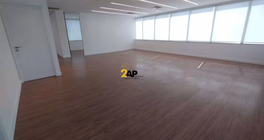 Sala comercial na Vila Olímpia: 196m², 2 banheiros, 6 vagas - Condomínio de destaque em São Paulo-SP!