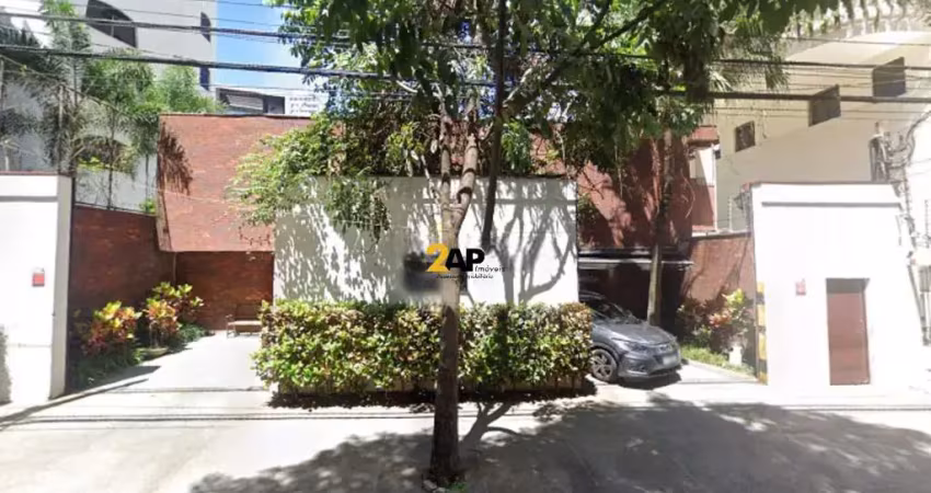 Casa Comercial para Aluguel em São Paulo - Jardim Paulistano: 5 salas, 4 banheiros, 4 vagas, 450m².