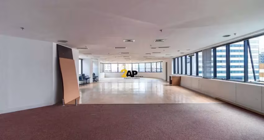 Locação de ampla sala de 446m² em condomínio na cidade monções, são paulo-sp - 4 banheiros, 10 vagas de garagem.