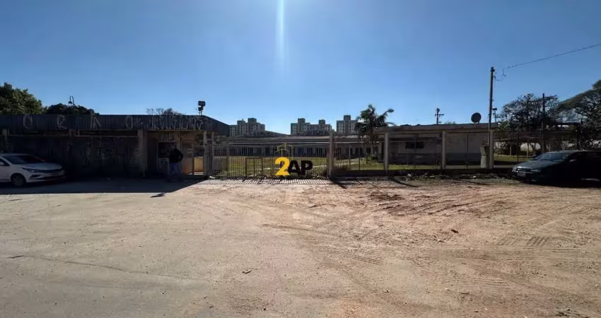 Galpão comercial na zona oeste de são paulo - 9.165m², 10 salas, 10 banheiros e 100 vagas de garagem!
