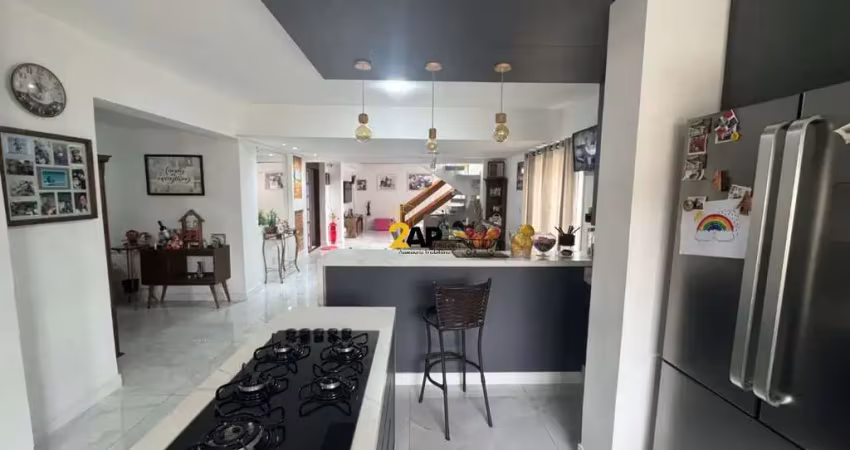 Luxuosa residência de 5 quartos e 3 suítes no balneário mar paulista, são paulo - sp: 4 salas, 6 vagas de garagem, 260m².