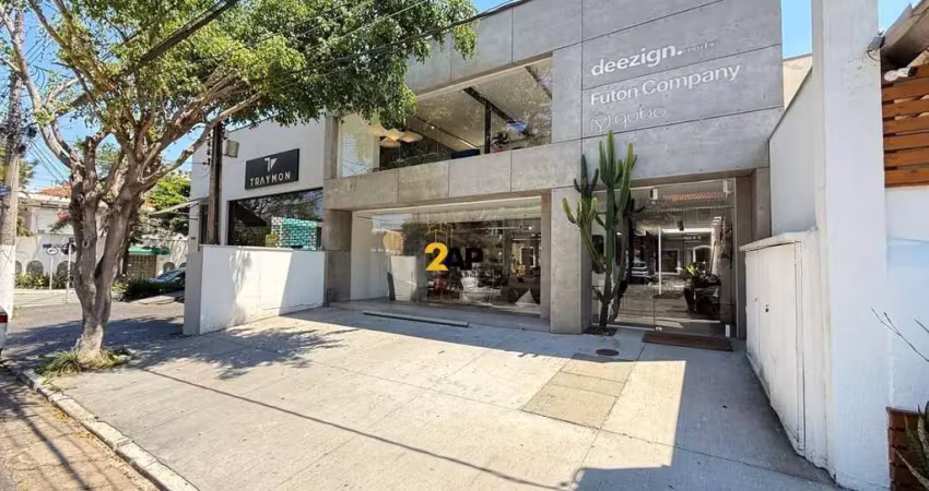 Loja comercial para locação em moema com 3 banheiros, 4 vagas de garagem e 500m² de área em são paulo-sp.