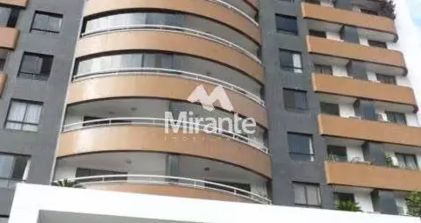 Cobertura para vender com 4 quartos sendo 4 suítes no bairro santa mônica em feira de santana