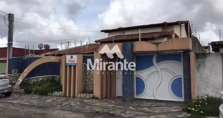 Casa para vender com 6 quartos sendo 4 suítes no bairro jardim cruzeiro em feira de santana