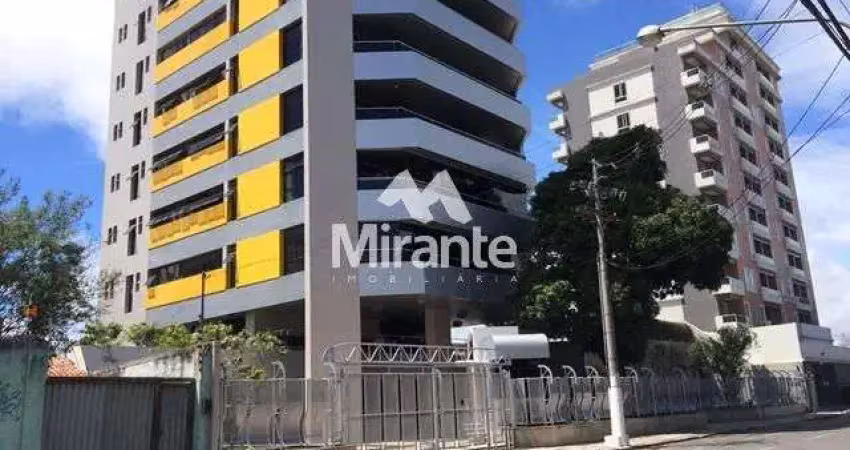 Apartamento para vender com 4 quartos sendo 4 suítes no bairro centro em feira de santana