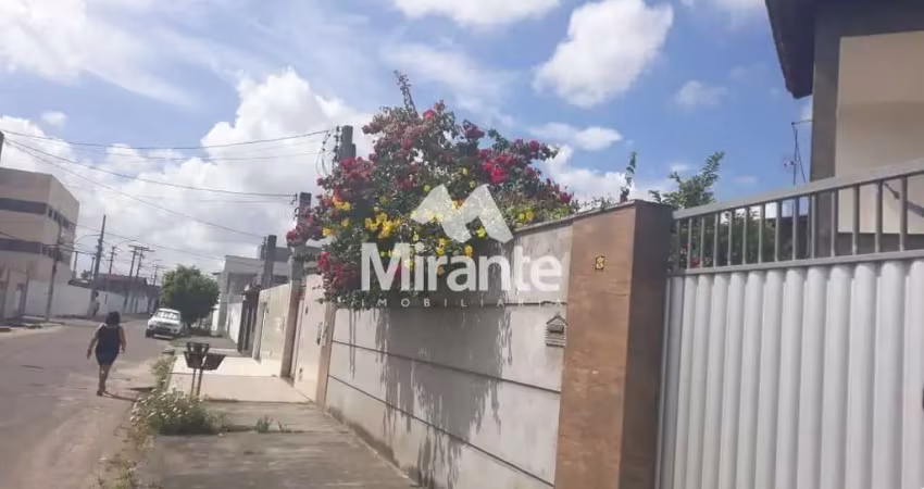 Casa para vender com 4 quartos sendo 2 suítes no bairro jardim cruzeiro em feira de santana